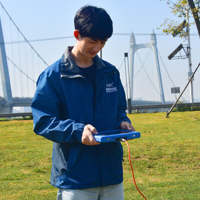 PQWT TC150 地下水探知器 触覚画面と3重周波数で150m深さ7インチ